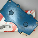 Toyota Genuine Japan Front Disk Brake Pad 4 Pcs Kit 04465-60320