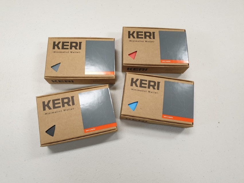 keri the modern pocket case and minimalist wallet